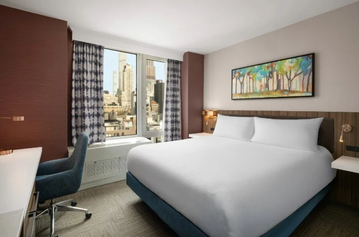 A New Chapter for Midtown Manhattan: Hilton Garden Inn West 35th Street Unveils Extensive Renovation