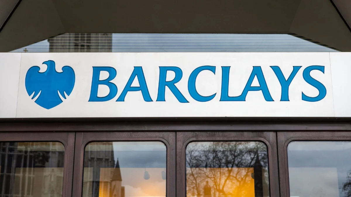 Barclays Announces Major Restructuring: 5,000 Jobs to be Cut Amid AI-Driven Operational Pivot