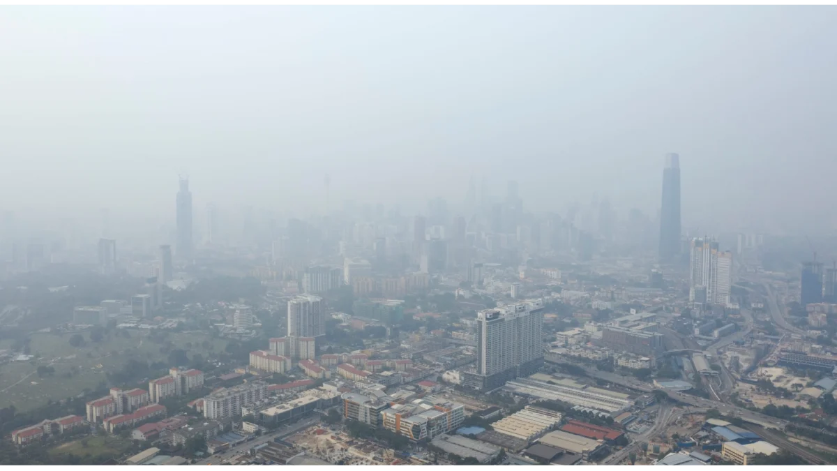 Protecting the Workforce: Malaysia’s DOSH Issues Urgent Directives Amid Rising Haze Concerns