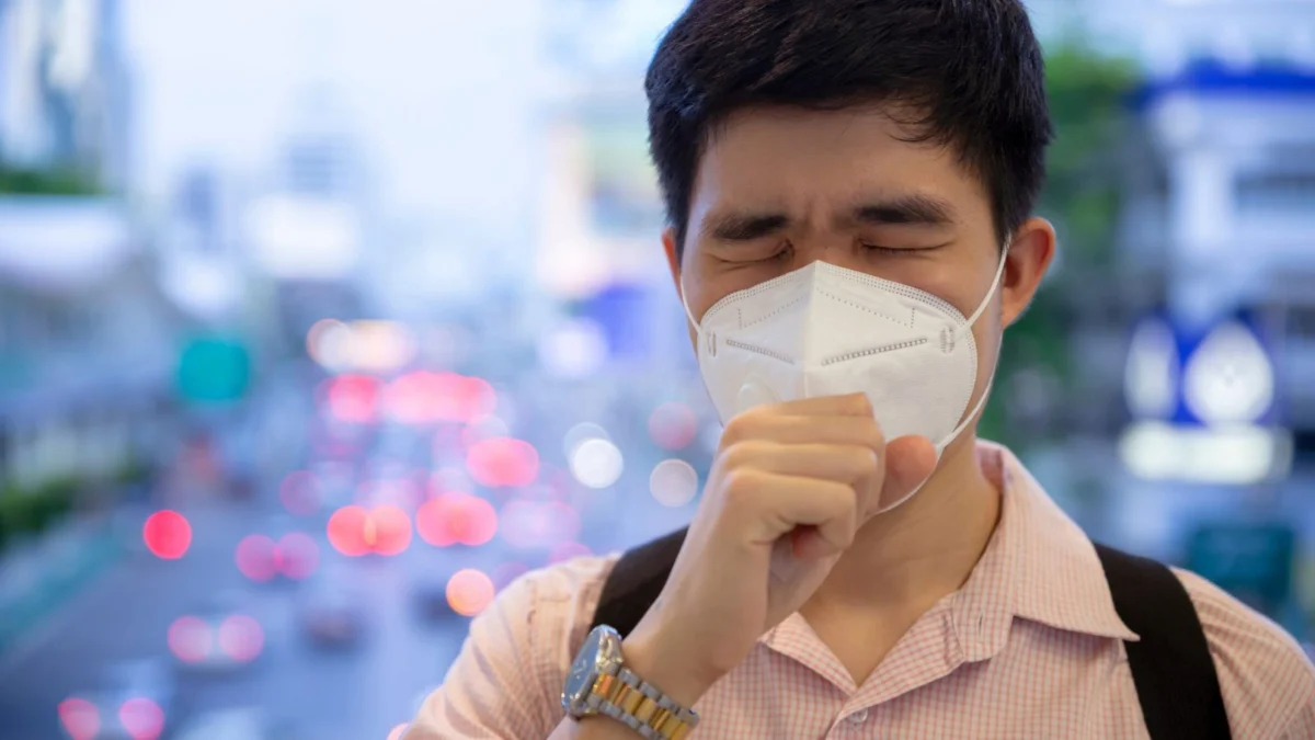 Singapore Expands Haze Mask Distribution: Eligibility Lowered to 60 as Government Bolsters Retail Supply