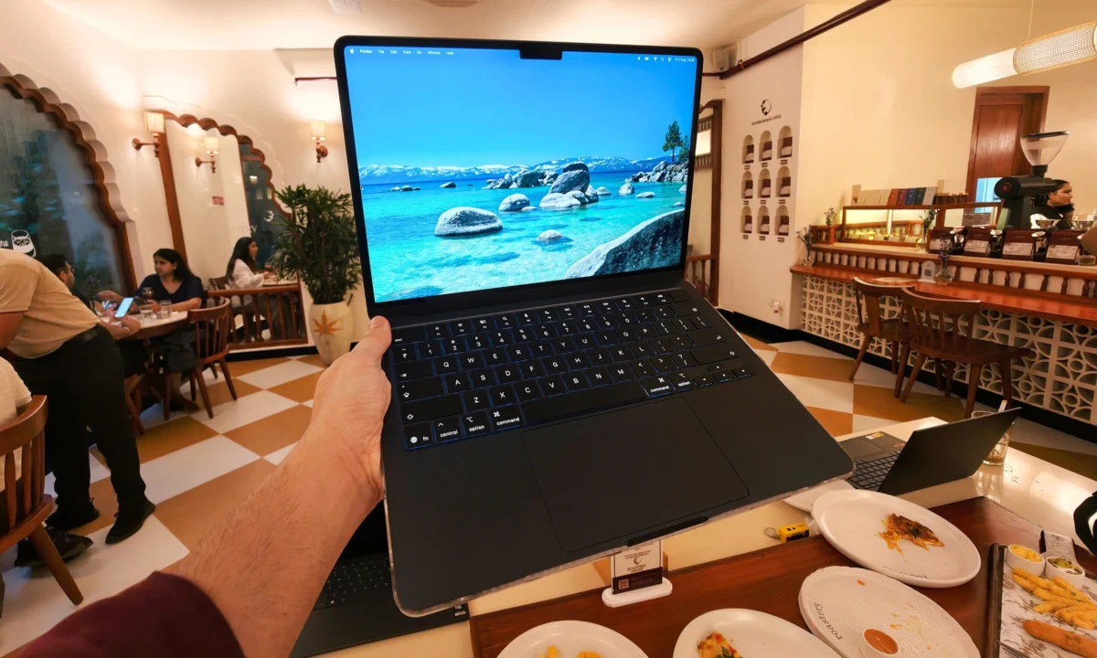 The 2027 MacBook Air: Evolutionary Refinements in a Shifting Apple Landscape